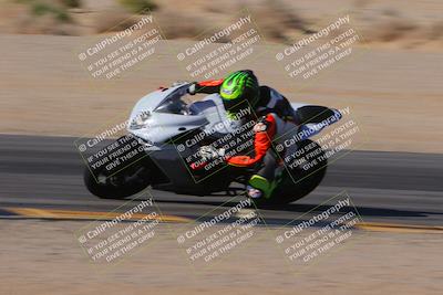 media/Dec-10-2023-SoCal Trackdays (Sun) [[0ce70f5433]]/Turn 9 Inside Set 2 (1115am)/